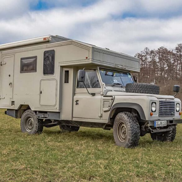 Land Rover 130 als Wohnmobil