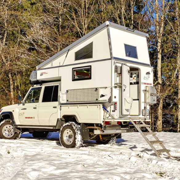 Land Cruiser mit Sandkorn Kabine