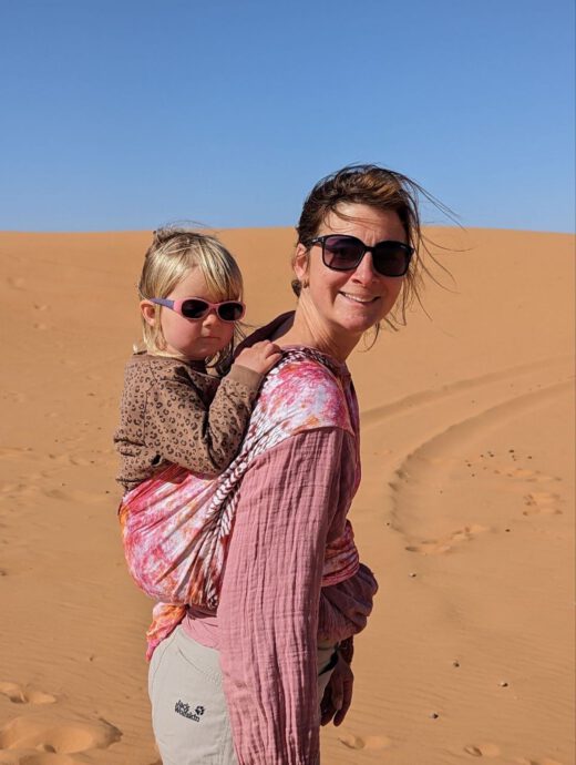 Kinder mit ihren Eltern in Marokko