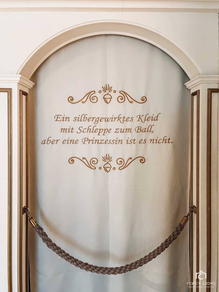Schloss Moritzburg: "3 Haselnüsse für Aschenbrödel"-Ausstellung