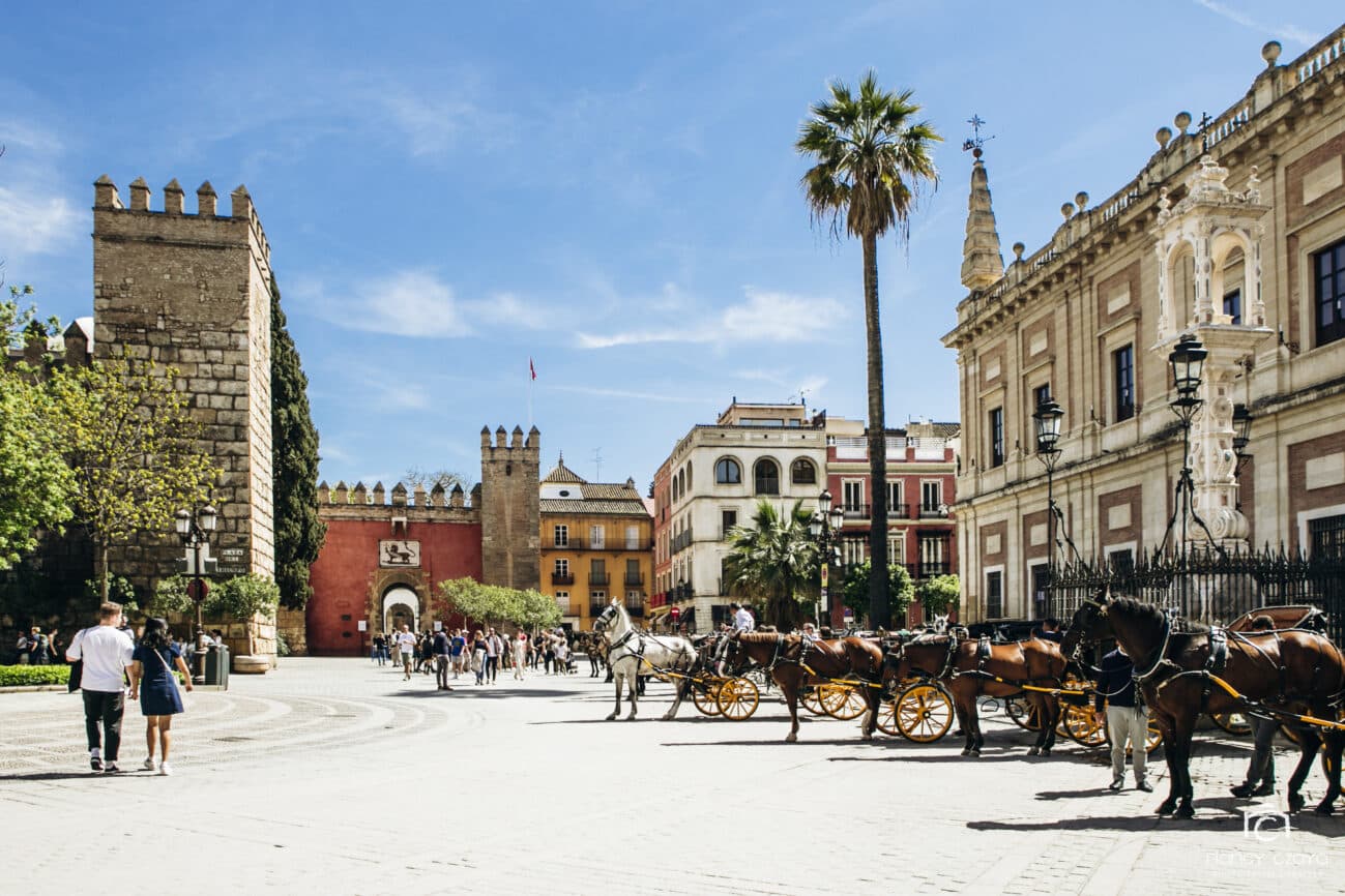 Ausflug nach Sevilla auf einem Roadtrip durch Andalusien, das Viertel 'Santa Cruz'