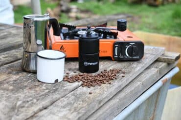 Neue Petromax-Kaffeemühle für Camper im Test
