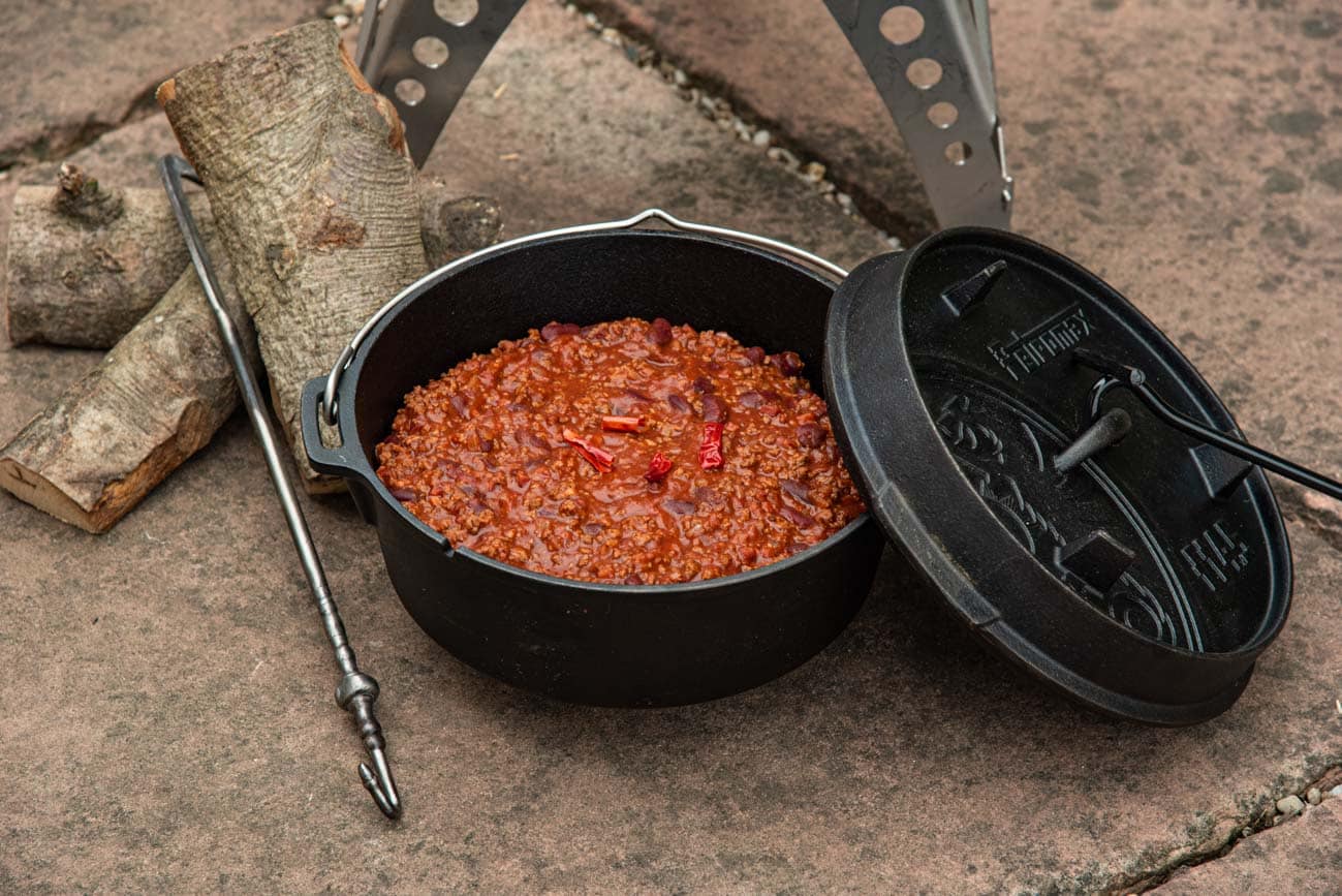 Camping-Rezept Chili con Carne im Duth Oven
