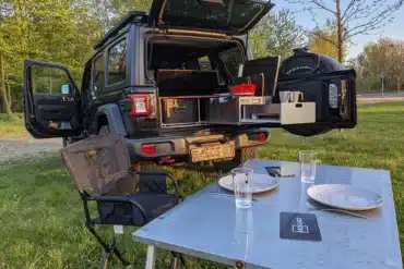 So wird der Jeep Wrangler zum Mini-Camper
