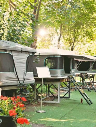 Schaugarten mit Naturbummler Dachzelten