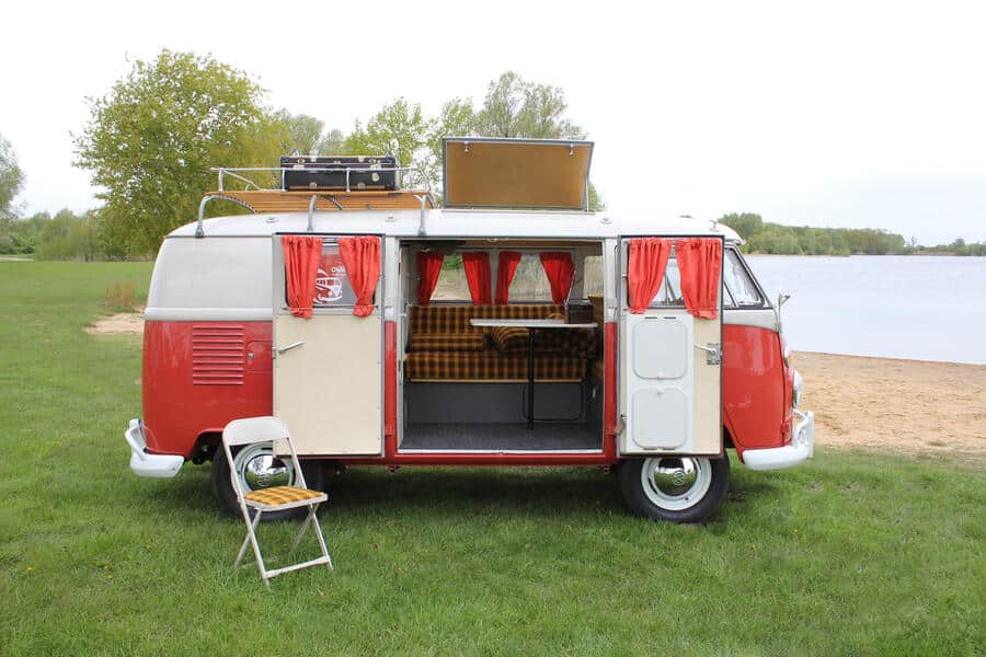 3 Campervan-Oldies von VW auf dem Maikäfertreffen – SO34