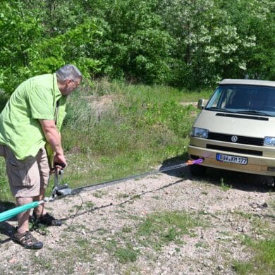 Mit dem Campervan steckengeblieben - bergen mit dem Hooist