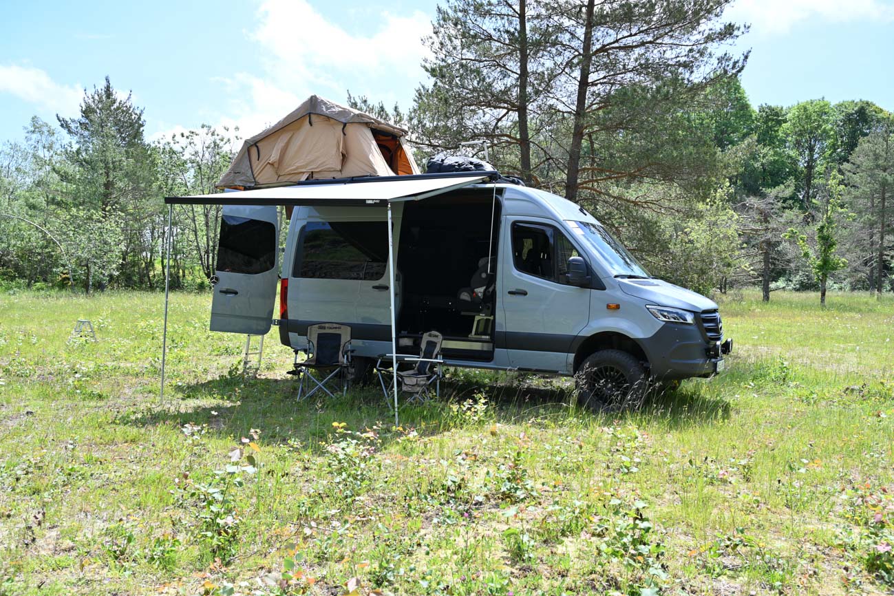 Ein Campervan mit Schlafplatz für sieben Personen