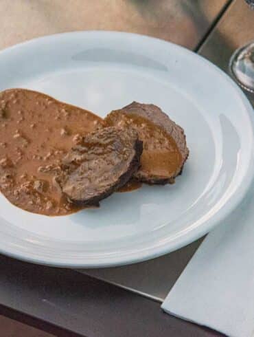 Camper-Rezept Rinderbraten in Rotwein
