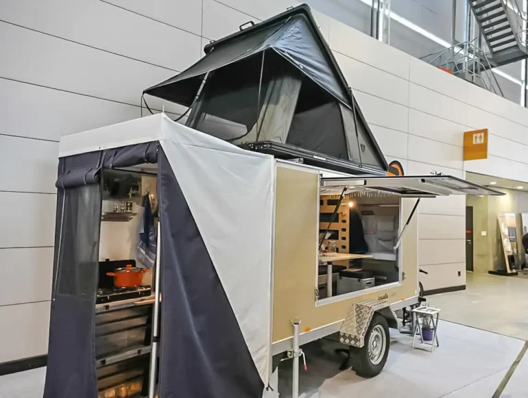 Neuer günstiger Camping-Anhänger von Farfalla Camper