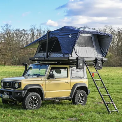 Viel Platz im Naturbummler-Dachzelt Alu-Loft XXL