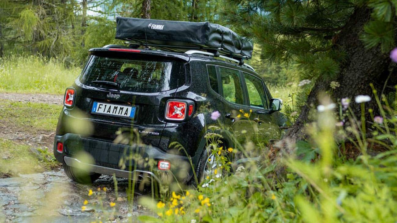 Moonlight Tent auf Jeep Renegade