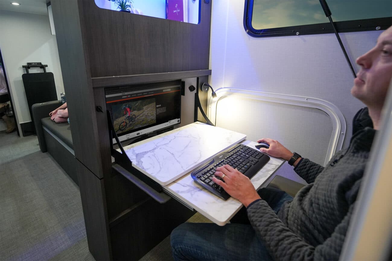 Büro im Wohnwagen