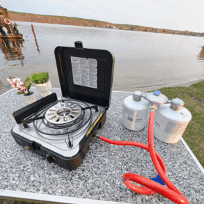 Gasgrill mit Doppelgaskartusche
