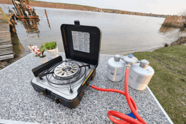 Gasgrill mit Doppelgaskartusche