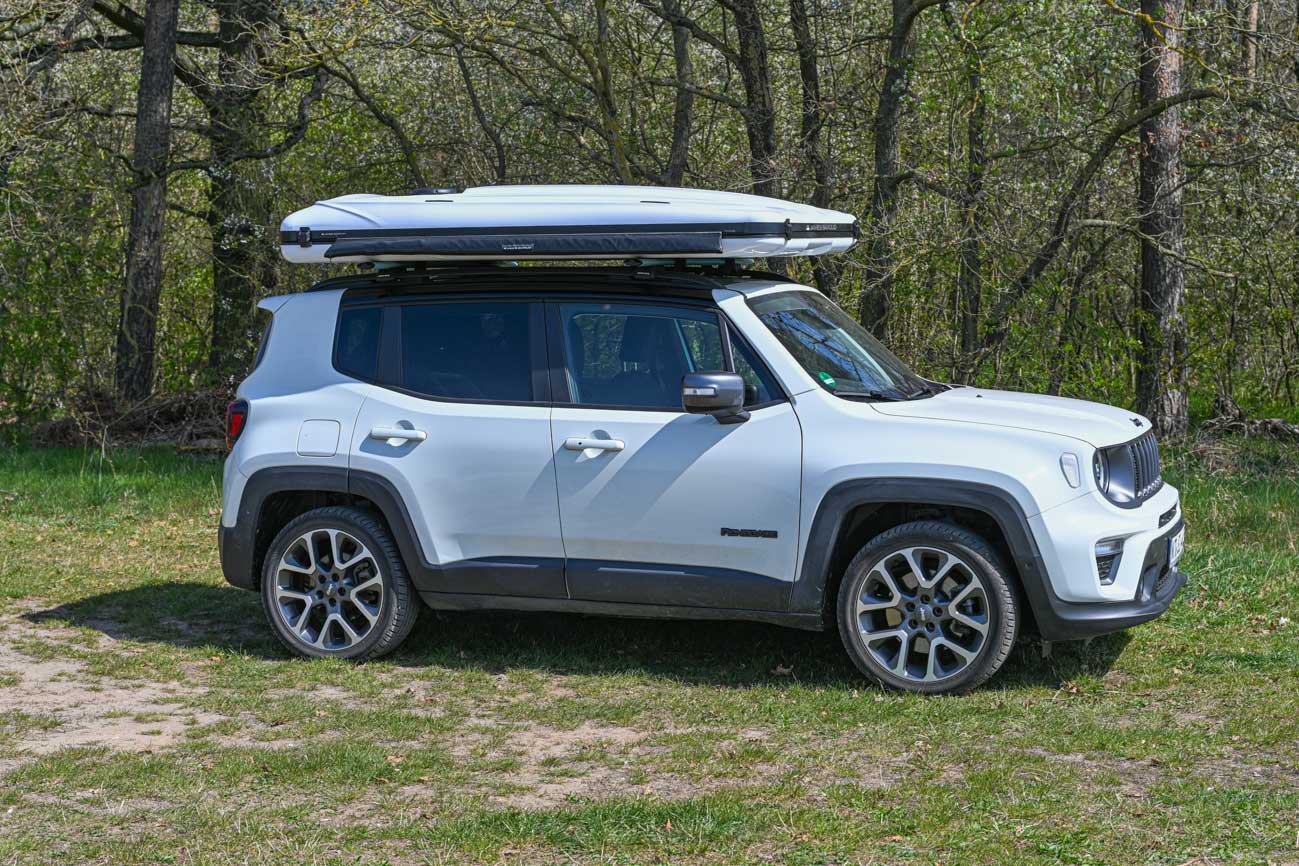 Dachzelt Lames BAroud Odyssey L auf Jeep Renegade