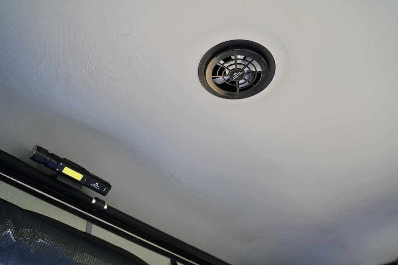 Ventilator im James-Baroud-Dachzelt