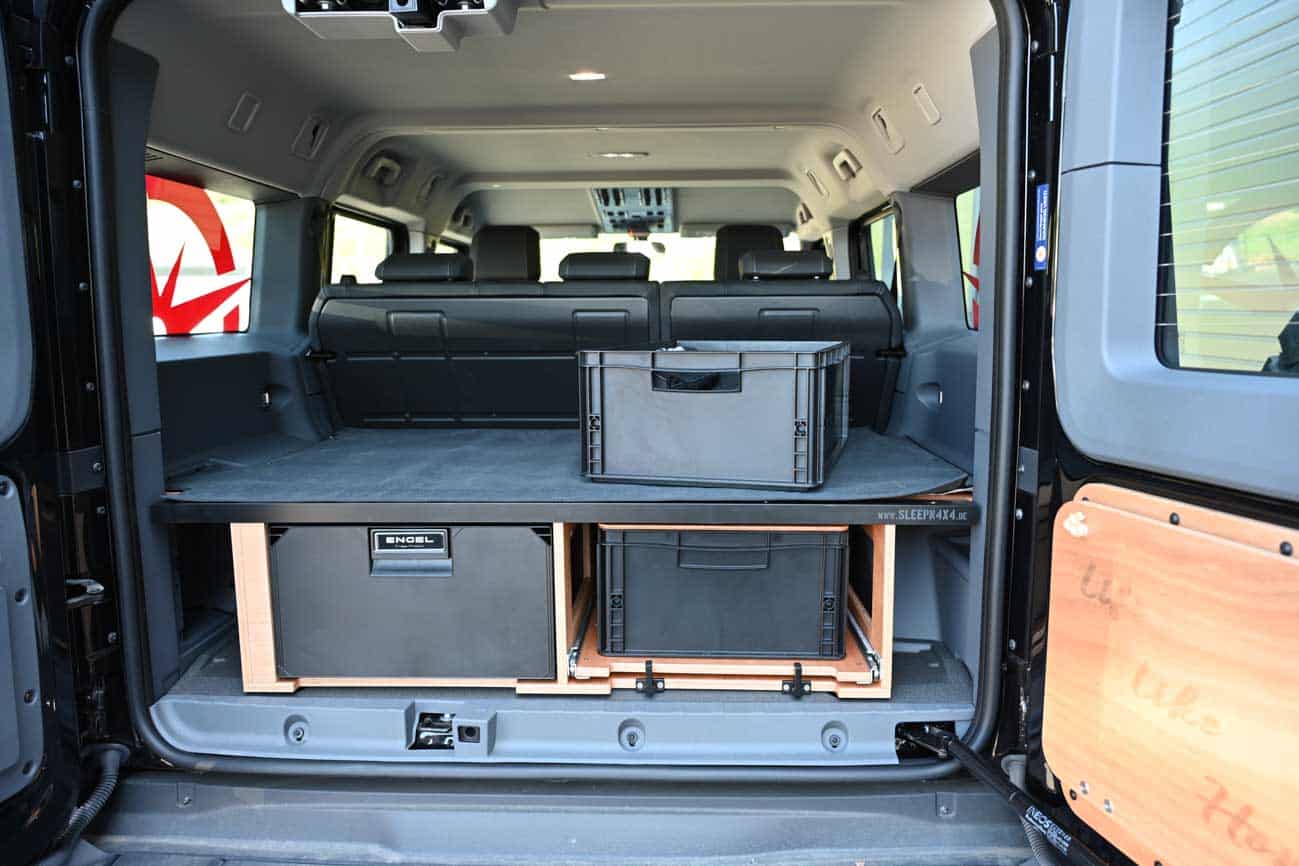 Heckeinbau beim Ineos Grenadier von Abenteuer4x4
