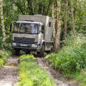 Mit dem Expeditions-LKW ins Gelände – so geht´s