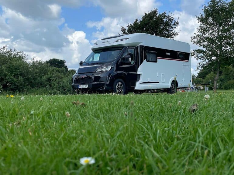 Neuvorstellung: Hobby-Wohnmobil Prestige T – wintertaugliches Yachtdesign