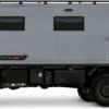 Seitenansicht eines grauen 2026 GXV Epic Expeditionsfahrzeugs auf Lkw-Basis mit Allradantrieb.