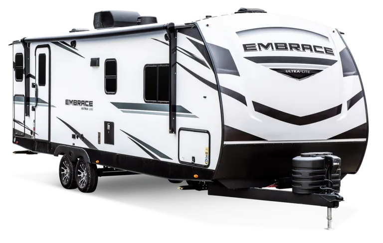 Außenansicht des Cruiser Embrace EL26RB Travel Trailers mit zwei Achsen und moderner Ausstattung.