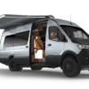 Airstream Interstate 24GLX Kastenwagen auf Mercedes-Benz Sprinter-Basis mit geöffneter Schiebetür und ausgefahrener Markise