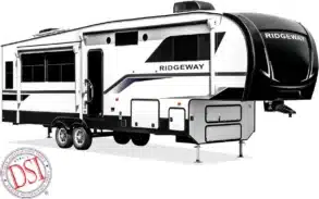 Ridgeway Fifth Wheel Wohnwagen in moderner Ausführung mit mehreren Staufächern und rahmenlosen Fenstern, abgestützt auf Standfüßen.