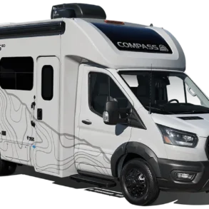 Thor Compass AWD 2026 Reisemobil auf Ford Transit mit Allradantrieb