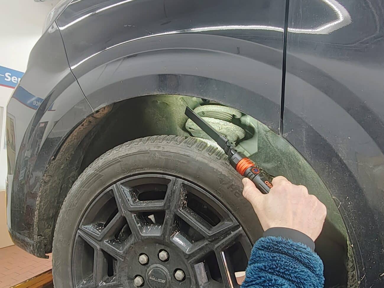 Inspektion des Fahrwerk
