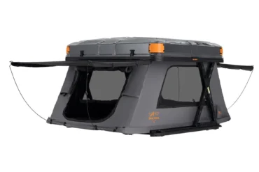 San Hima Kosci E-Rise elektrisches Hartschalen-Dachzelt in geöffnetem Zustand