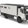Seitenansicht des TITAN 65 UQX 4x4 Expeditionsmobils mit Wohnbox auf Mercedes-Benz Arocs Chassis, grobstolligen Reifen und Frontschutzbügel.