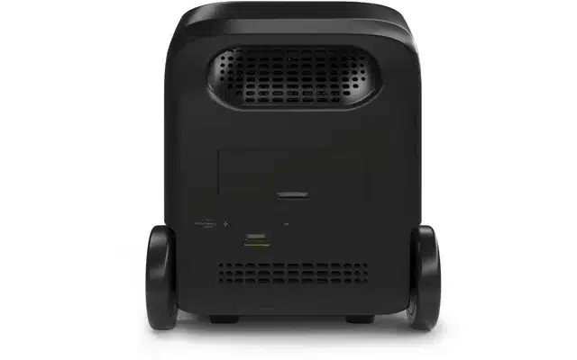 Aqiila Powerbird S3000V2 Powerstation von hinten mit Trolley-Rädern und Lüftungsgittern