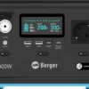Detailansicht der Berger Energy BEPS 300 Powerstation mit Display, Steckdosen und Anschlüssen.