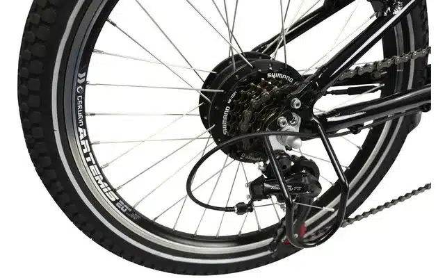 Hinterrad mit Schaltung und Motor eines Blaupunkt Carl 300 faltbaren E-Bikes