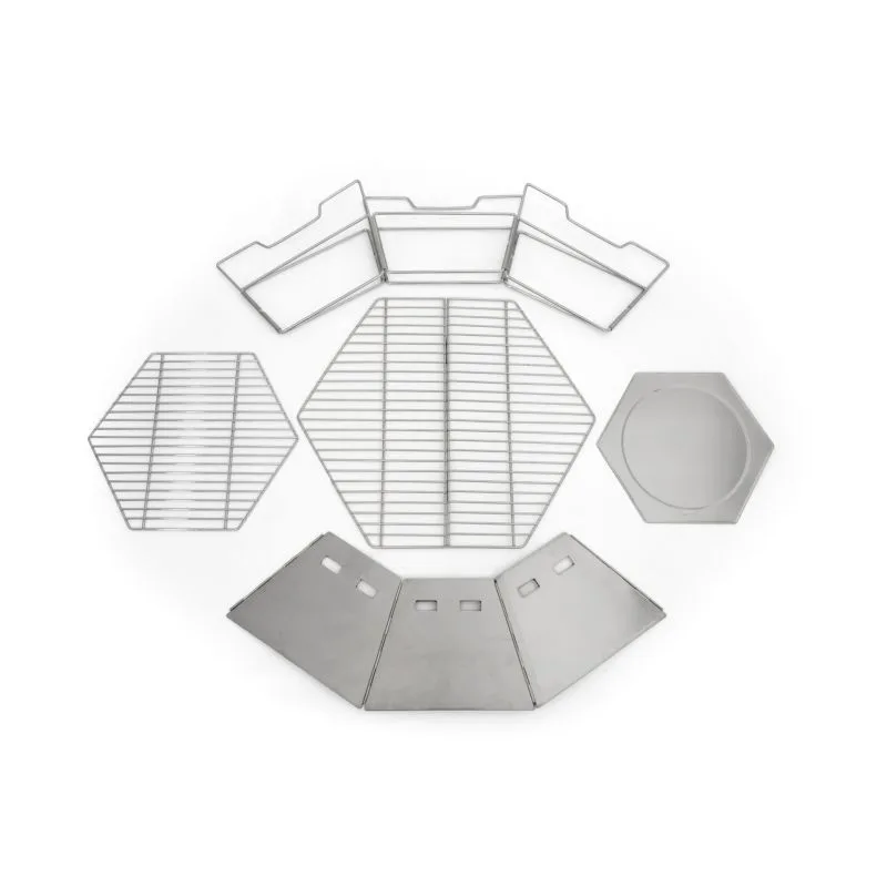 Einzelteile des Origin Outdoors Hexagon Grill- und Feuerschale Sets aus Edelstahl, flach angeordnet.