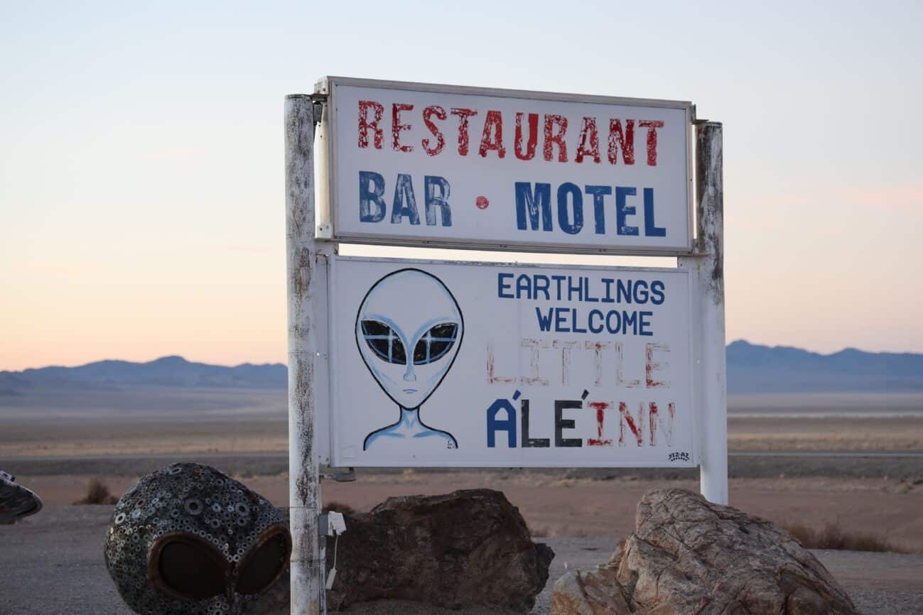 Schild der Area 51