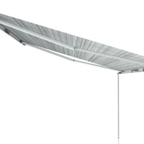 Fiamma F45S Markise ausgefahren, Seitenansicht, kompatibel mit VW T5 und T6.