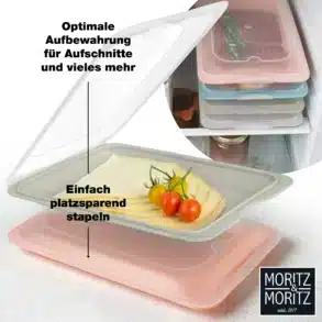 Bunte, flache Aufschnittdosen im Kühlschrank, gestapelt mit Aufschnitt und Tomaten, von Moritz & Moritz