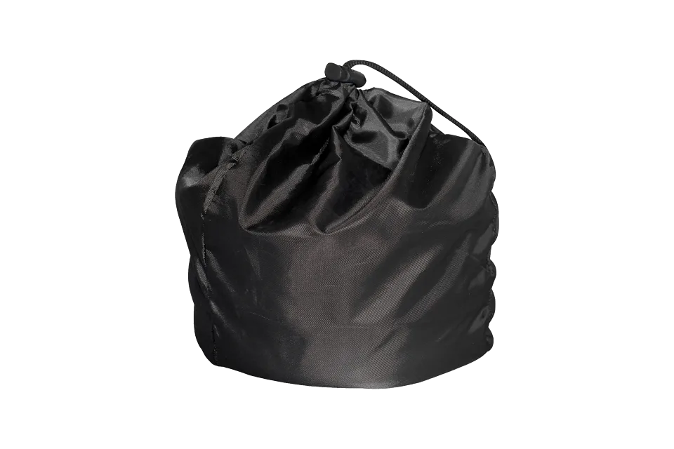 Schwarze Tragetasche aus Nylon für das CULINA Kochtopf-Set, verschließbar mit Kordelzug.
