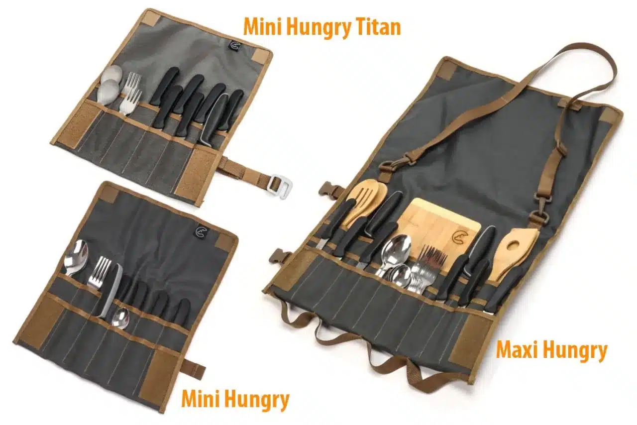 Nakatanenga Tool Roll Hungry Edition in den Varianten Mini Hungry, Mini Hungry Titan und Maxi Hungry. Geöffnete Rolltaschen mit Besteck, Messern, Kochlöffeln und Schneidbrett auf weißem Hintergrund.