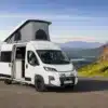 Westfalia Columbus 540 D Campervan mit Aufstelldach auf einer Panoramastraße in den Bergen
