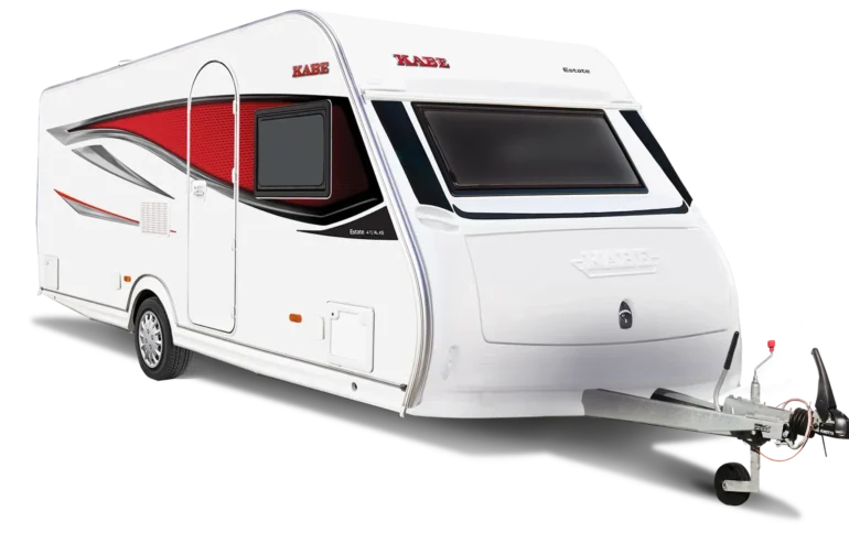 Weißer KABE Estate 470 XL KS Wohnwagen in schräger Außenansicht