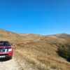 Nissan Navara auf dem unbefestigten Abschnitt der Transvâlcan in Rumänien
