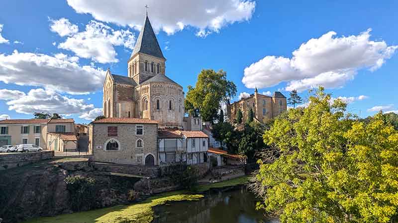 Mareuil-sur-Lay-Dissais