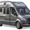 Graues la strada NOVA M Reisemobil auf Mercedes-Basis in Seitenansicht