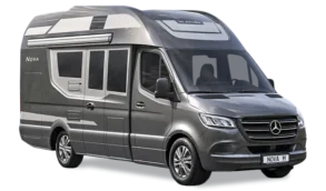 Graues la strada NOVA M Reisemobil auf Mercedes-Basis in Seitenansicht
