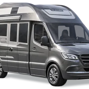 Graues la strada NOVA M Reisemobil auf Mercedes-Basis in Seitenansicht
